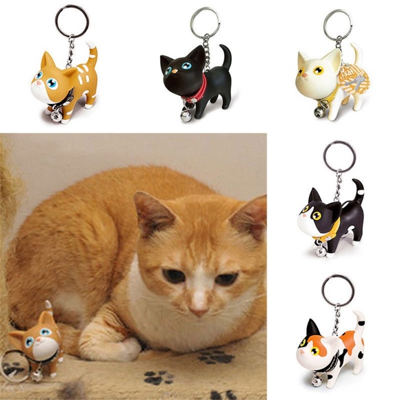 Adorable Kitty Keychain - Picture 3 of 3